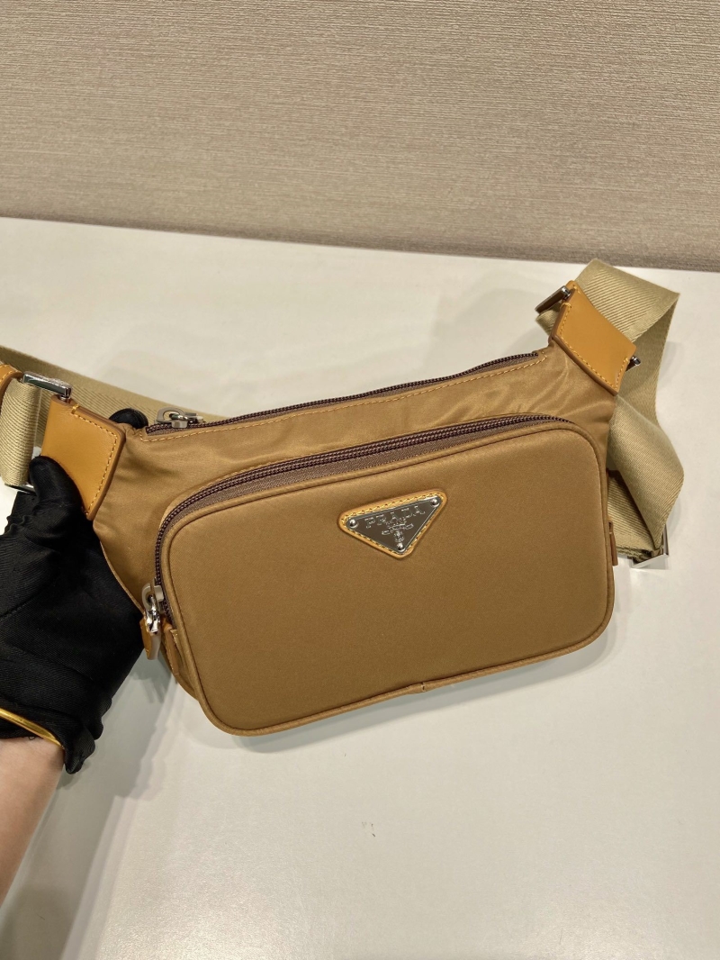 Pra*a waist chest packs